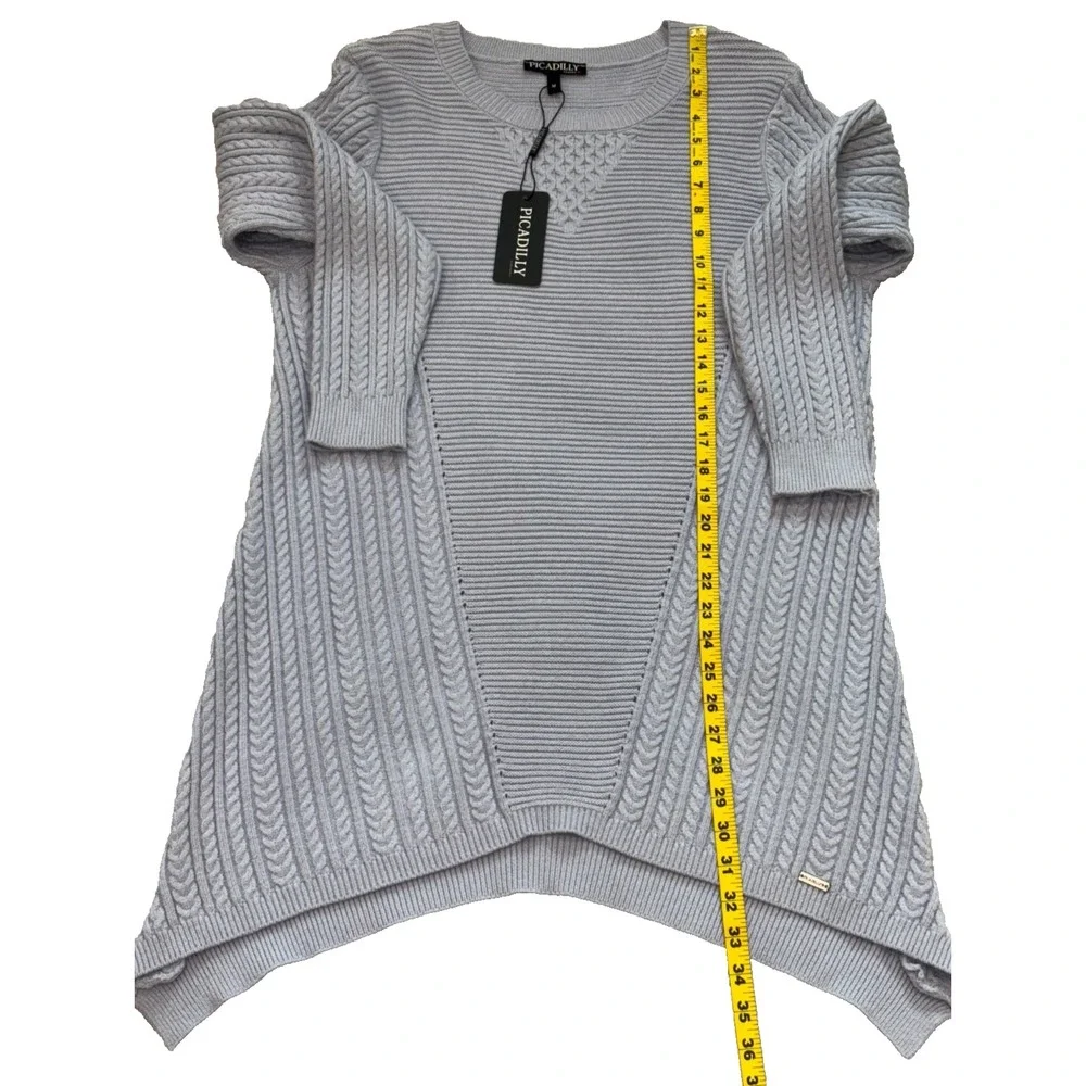 Cable Knit Tunic Sweater by‎ Picadilly Canada Size M Light Blue Asymmetrical NWT - Picture 5 of 11